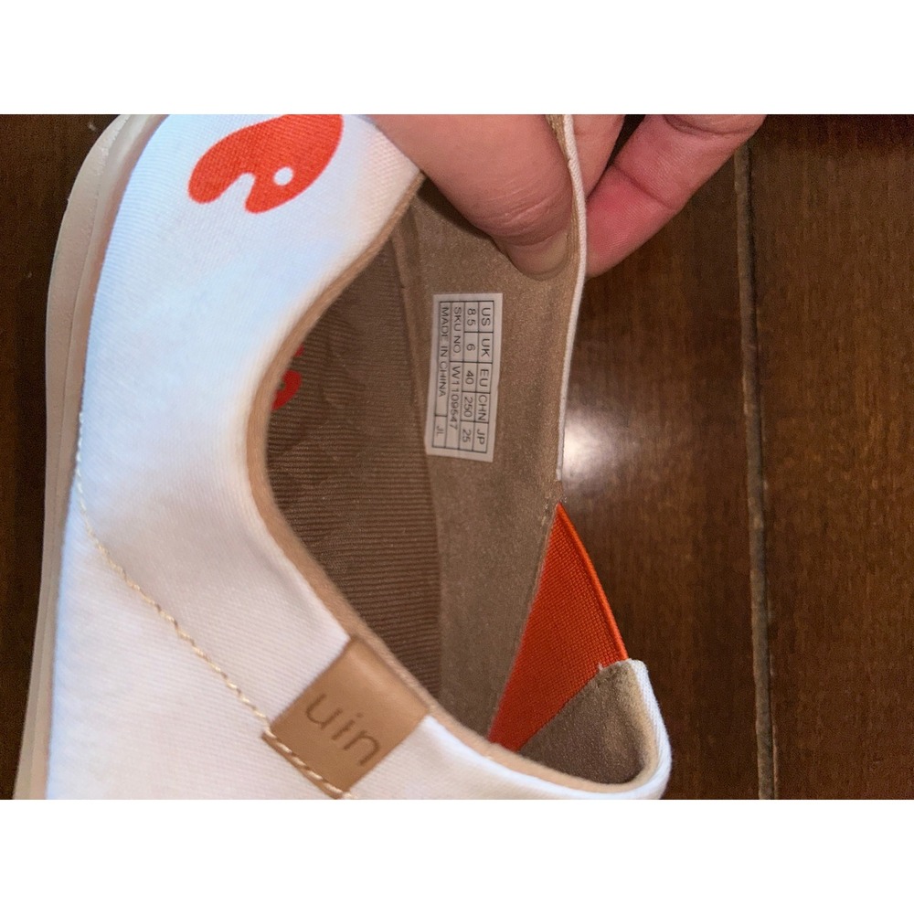 UIN Slip On Sneakers Women's Size‎ 8.5 White Cat Graphic Comfort Shoes - Picture 2 of 5